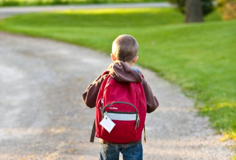 Meu filho não quer ir para escola! O que fazer?